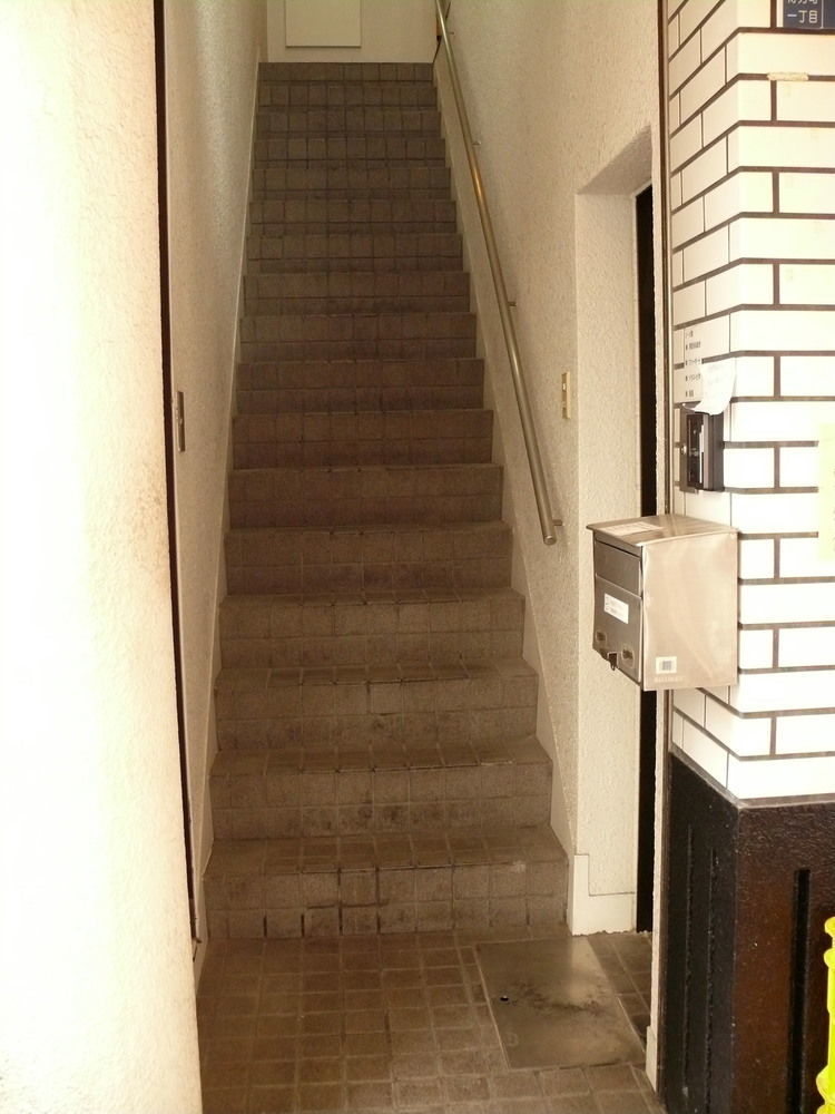 大阪 安布罗西亚之家旅馆酒店 外观 照片